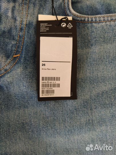 Джинсы Weekday