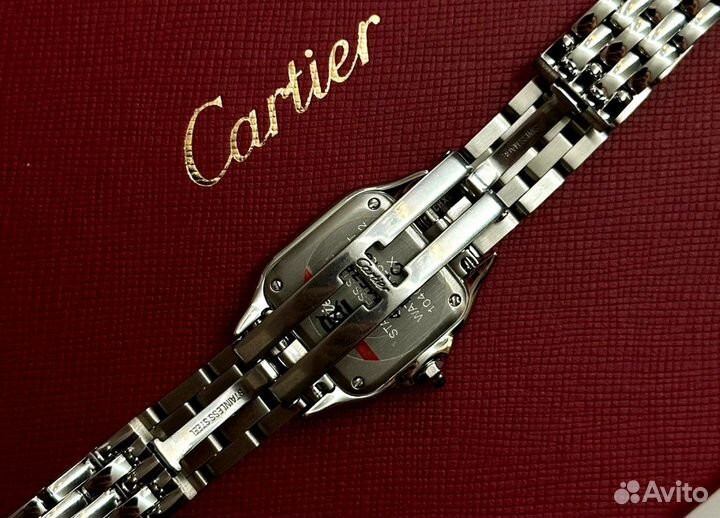 Современные часы Cartier