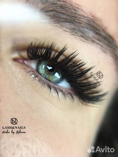 Наращивание ресниц, брови, маникюр,педикюр