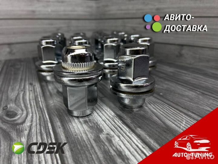 Колесные гайки Land Cruiser черные