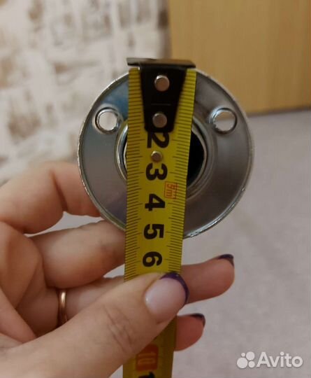 Штанга для одежды