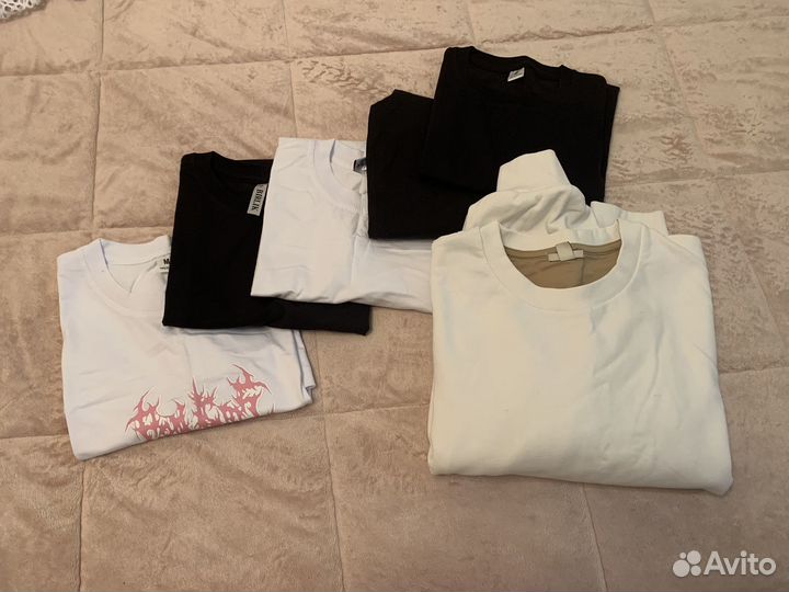 Пакет с женскими вещами