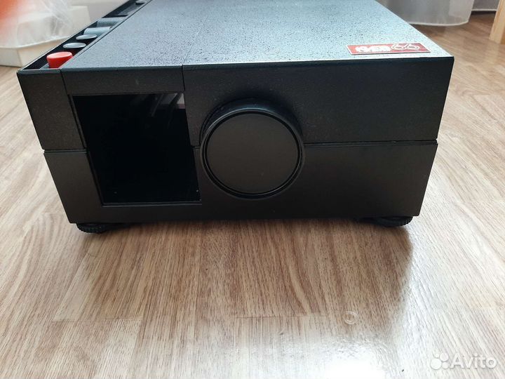 Автоматический диапроектор