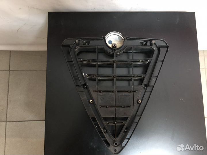 Alfa Romeo Giulietta Решетка радиатора