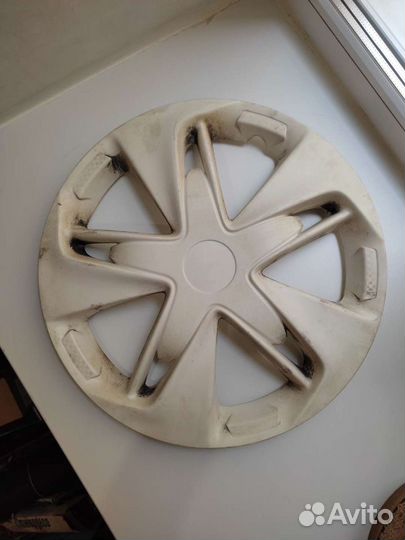 Колпак на колесо акс r16