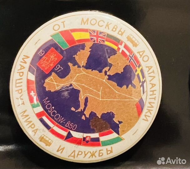 Значки современные