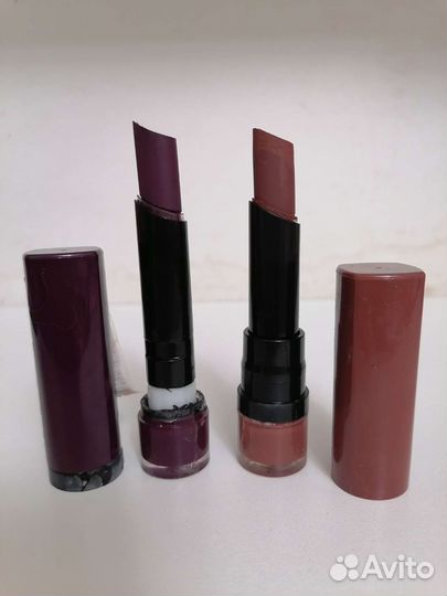 Помады Bourjous с дефектами корпуса