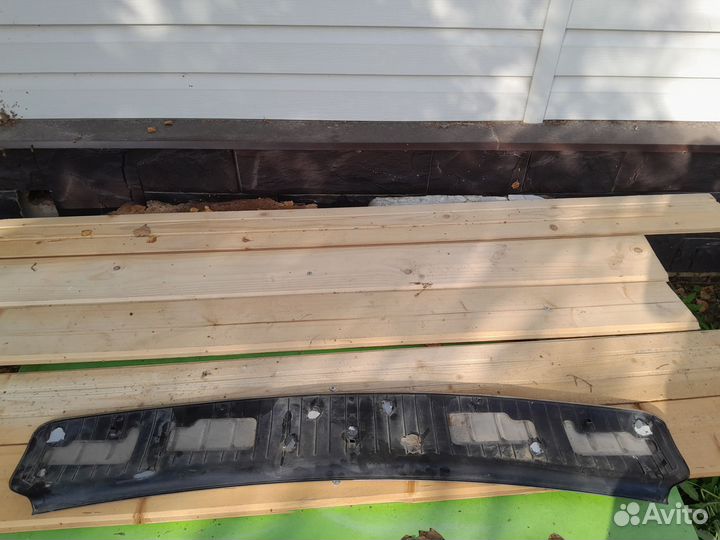 Накладка заднего бампера Porsche Cayenne 955