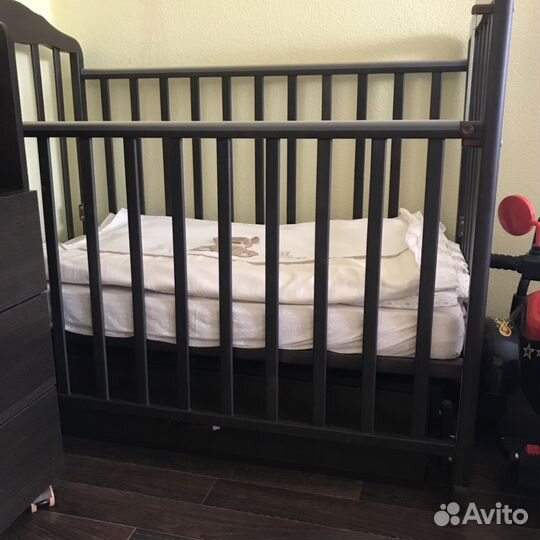 Кроватка детская