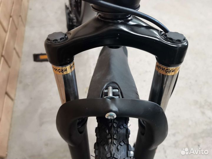 Скоростной велосипед на литых дисках 24 дюйма,чк