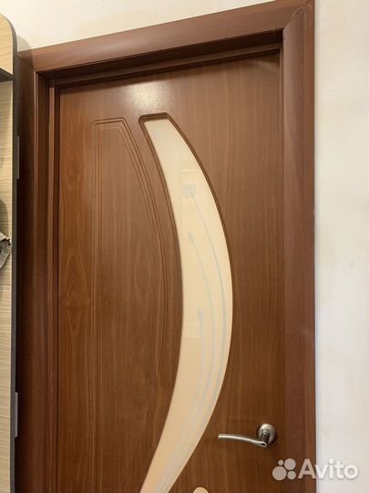 Дверь межкомнатная со стеклом