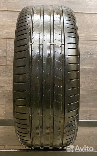 Pirelli Scorpion 255/45 R19 100V