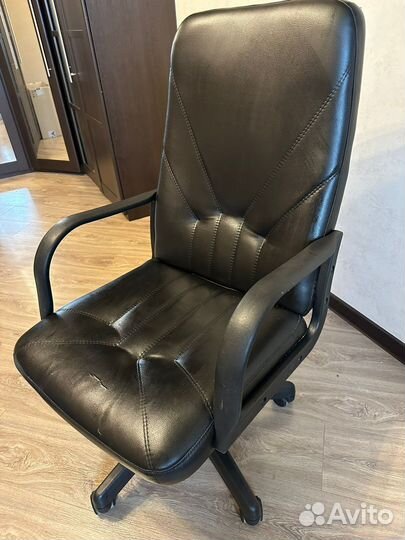 Стул офисный искусственная кожа