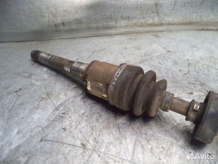 Dodge Neon 99-05 Полуось правая 2.0 АКПП