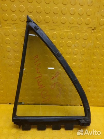 Стекло боковое заднее правое Toyota Corolla 120