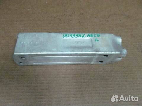 Кронштейн переднего бампера Audi A6