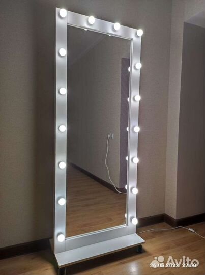 Гримерное зеркало