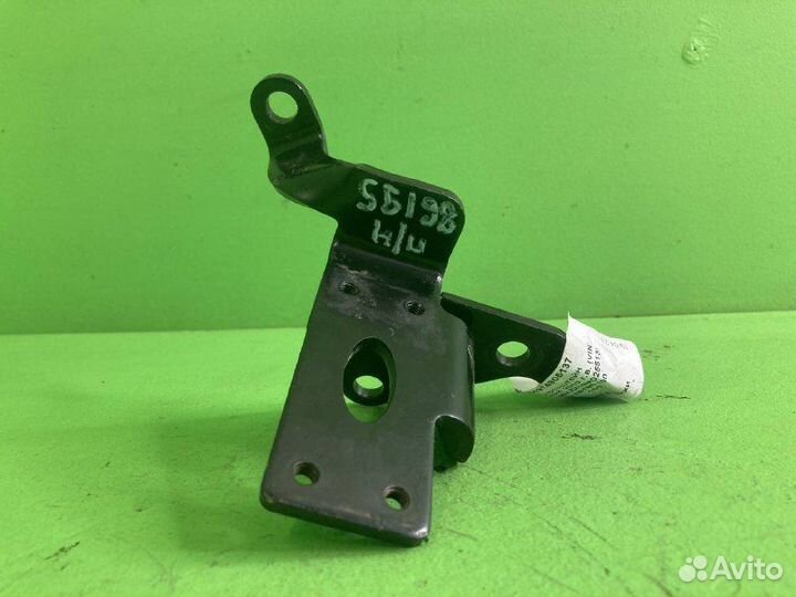 Кронштейн MAN TGX