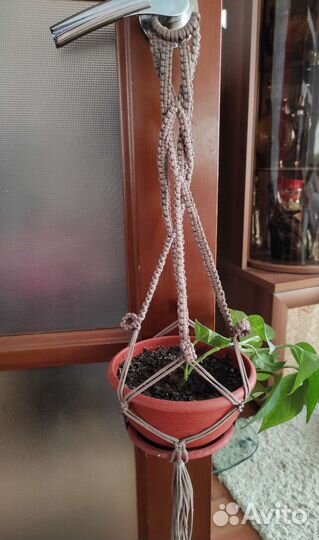 Кашпо подвесное