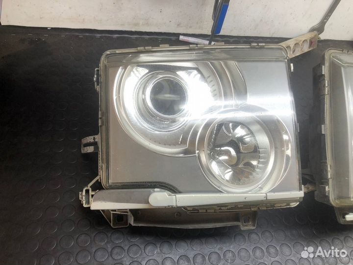 Фары передние Land Rover Range Rover 3