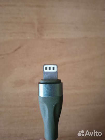 Кабель для iPhone