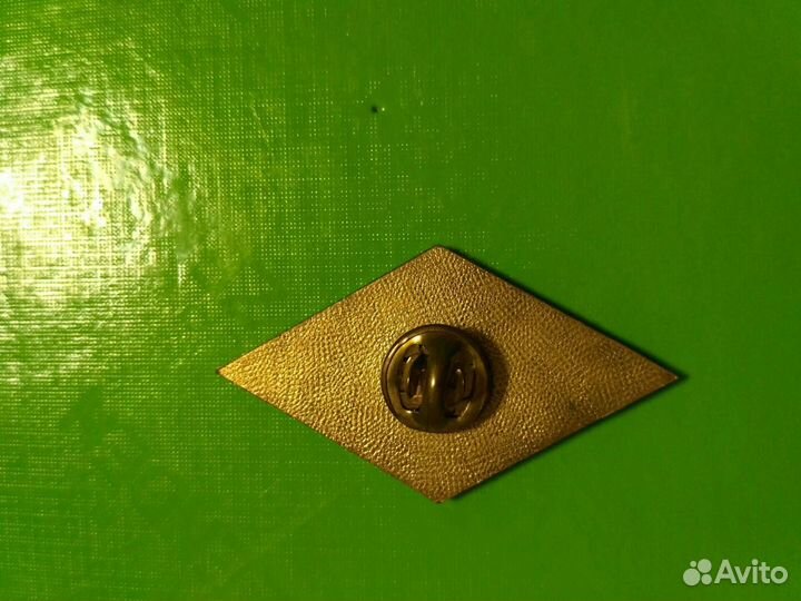 Нагрудные знаки