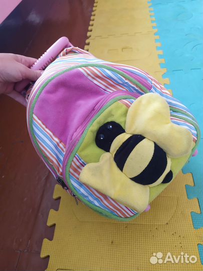 Чемодан рюкзак на колесах детский