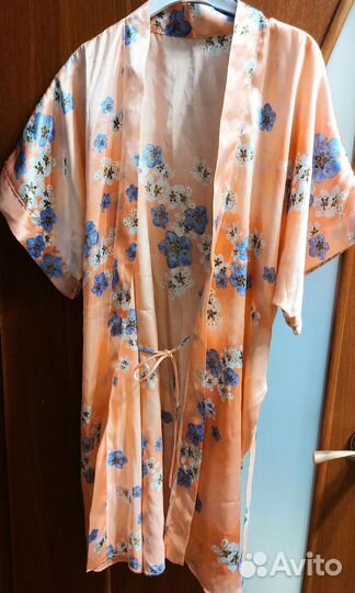 Женский халатик шелковый