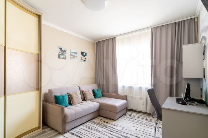 2-к. квартира, 72 м², 2/17 эт.