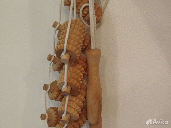 Массажер для спины деревянный