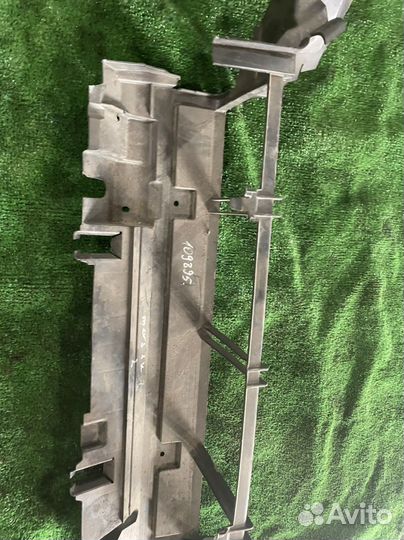 Диффузор радиатора cls 218