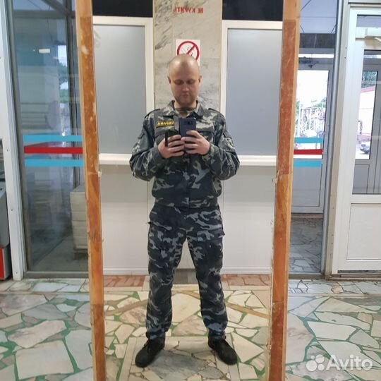 Охранник вахта