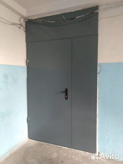 Тамбурная дверь на карман