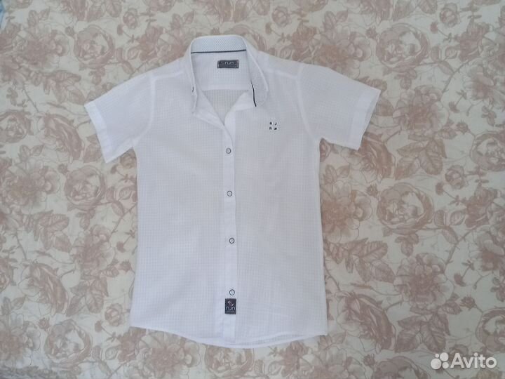 Школьная рубашка на мальчика 8-9 лет