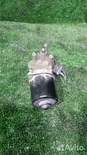 Моторчик стеклоочистителя передний Renault Megane