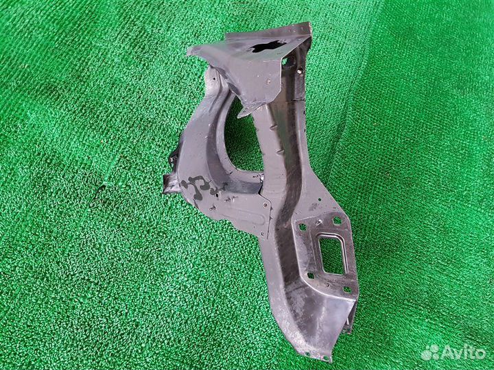 Кронштейн фары правый Mercedes-Benz M-Class