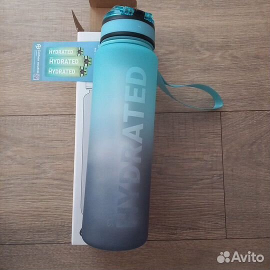 Бутылка для воды 730 мл (25 унций)