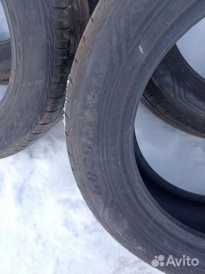 Goodyear EfficientGrip 2 SUV 235/60 R18