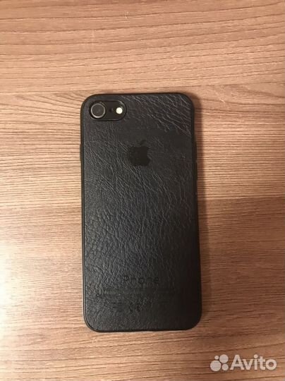 iPhone 7, 32 ГБ