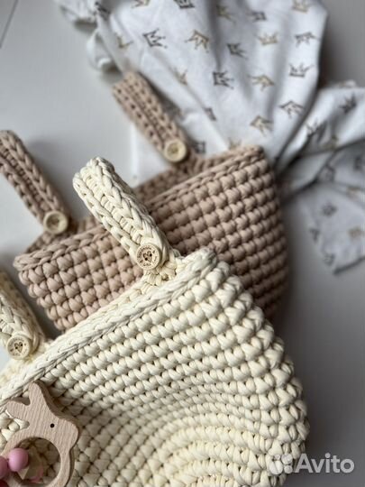 Вязаная корзина