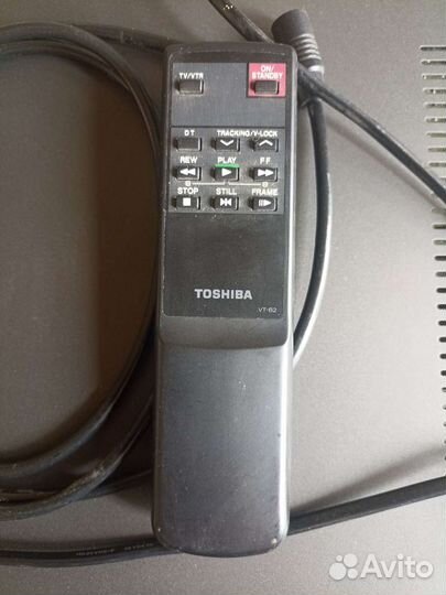 Видеомагнитофон toshiba
