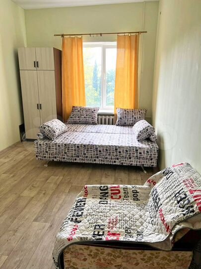 Комната 18 м² в 3-к., 2/2 эт.