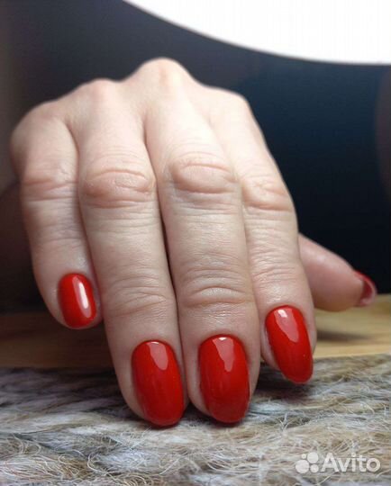 Мастер маникюра