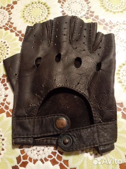 Водительские перчатки