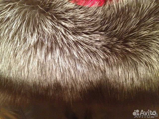 Меховая жилетка чернобурка, кожа