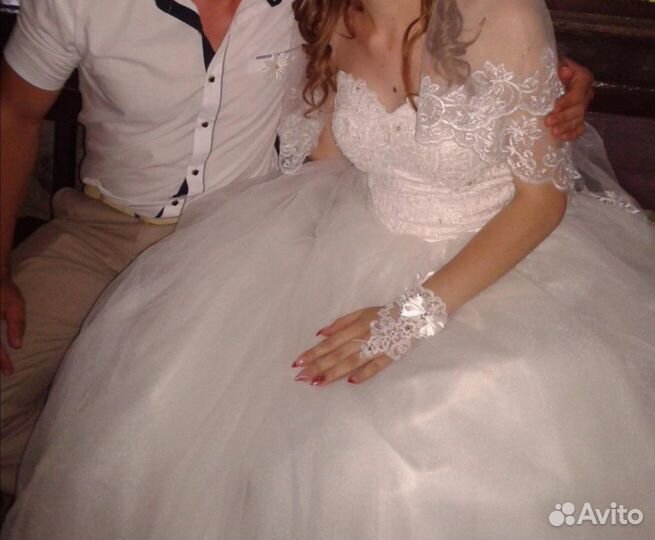 Свадебное платье