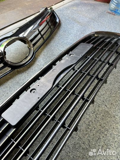 Решетка радиатора Camry 55 кузов