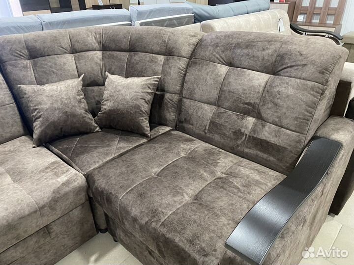 Диван угловой Новый