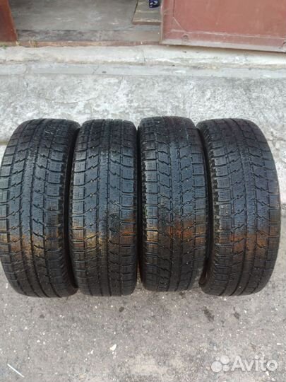 Toyo Observe GSi-5 225/65 R17