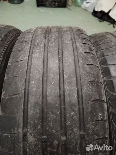 Nexen N8000 235/65 R17